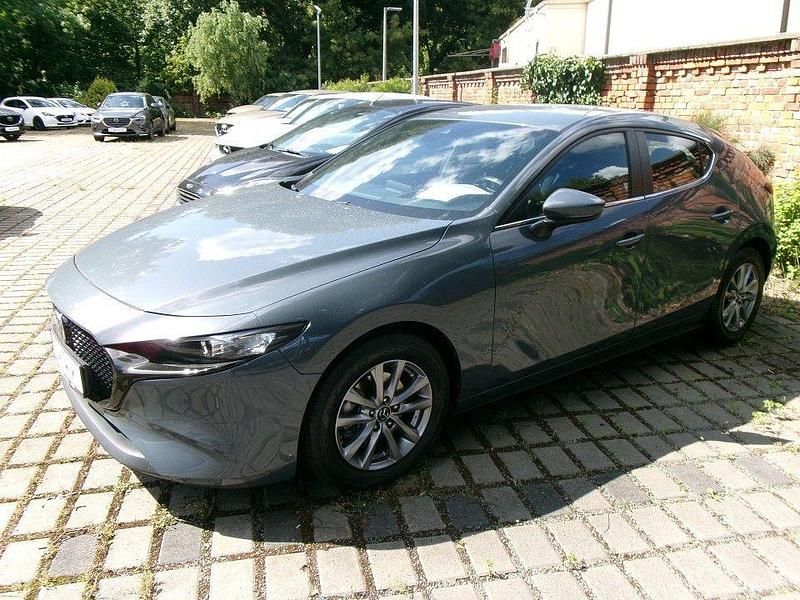 Gebraucht Mazda 3 122 PS (89 kW) 2019 Polymetal grey Limousine