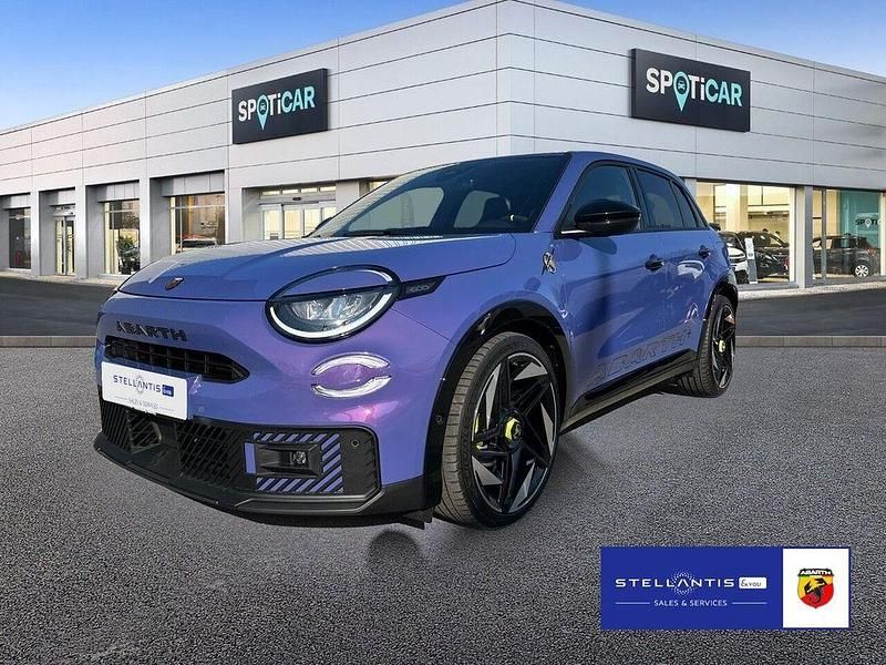 Violett Gebraucht 2025 Abarth 600e Scorpionissima SUV | 43.489 € - Bild 1/4