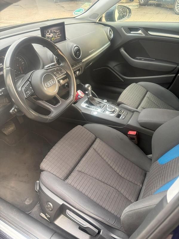 Gebraucht Audi A3 184 PS (135 kW) 2018 Blau Limousine