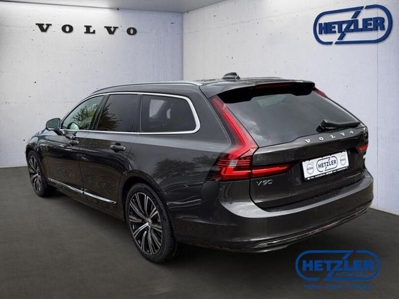 Gebraucht Volvo V90 Ultimate 197 PS (144 kW) 2025 Platinum grey / metallic Kombi