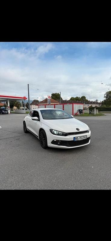 Gebraucht VW Scirocco 160 PS (117 kW) 2009 Weiß Coupé