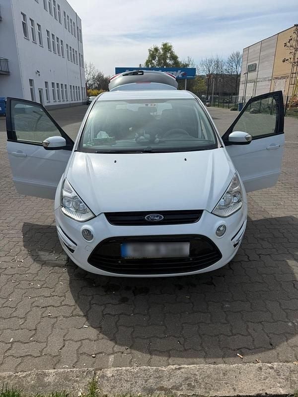 Second-hand Ford S-MAX S 150 CP (110 kW) 2013 Gri Monovolum