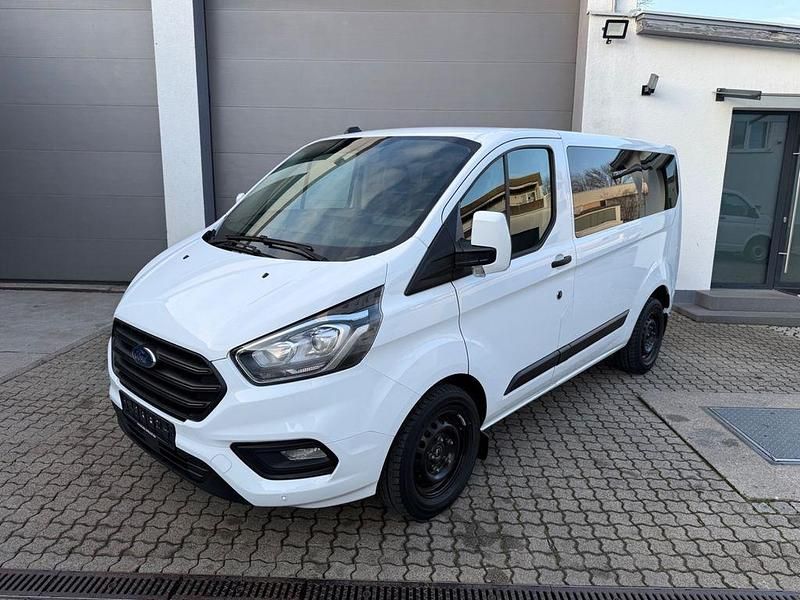 Gebraucht Ford Transit Tourneo 105 PS (77 kW) 2019 Weiß Van / Kleinbus