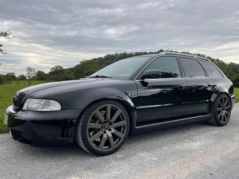Schwarz Gebraucht 2000 Audi RS4 Sport Kombi | 49.999 € (Superpreis) - Bild 1/4