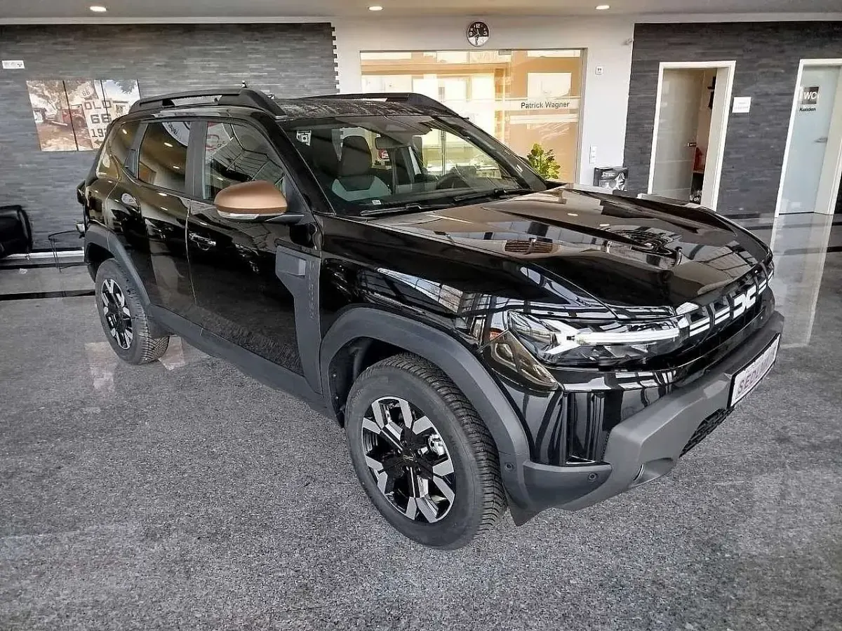 Neu Dacia Duster Extreme 131 PS (96 kW) 2025 Perlmuttschwarz SUV