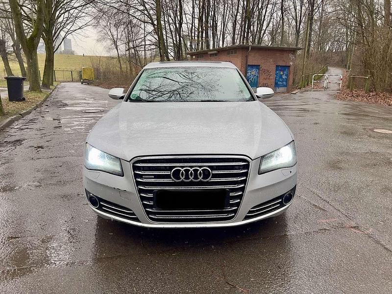 Gebraucht Audi A8 351 PS (258 kW) 2010 Silber Limousine