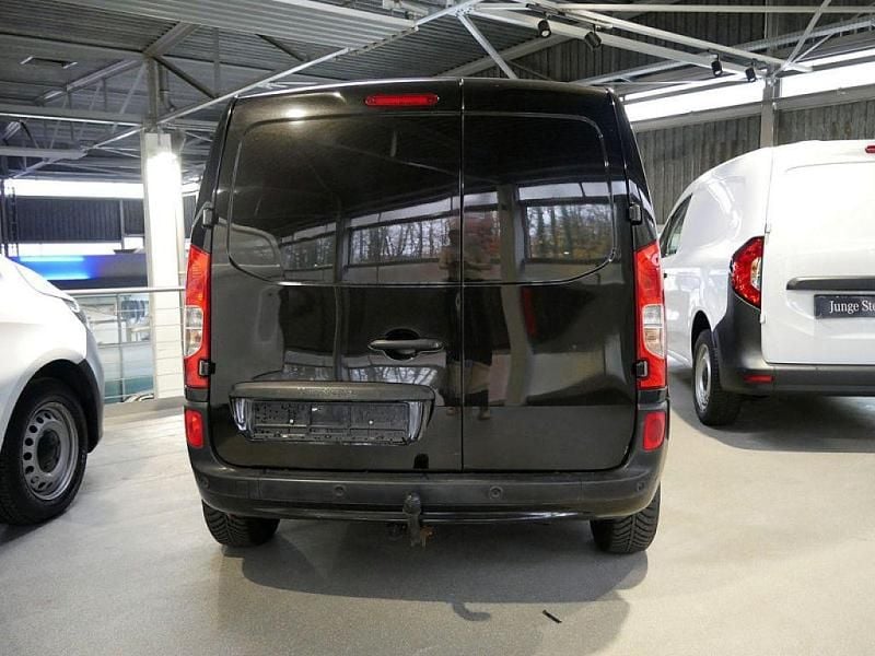 Gebraucht Mercedes Citan 111 116 PS (85 kW) 2021 Dravitschwarz (metallic) Van