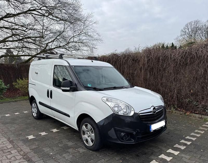 Gebraucht Opel Combo 90 PS (66 kW) 2016 Weiß Van / Kleinbus
