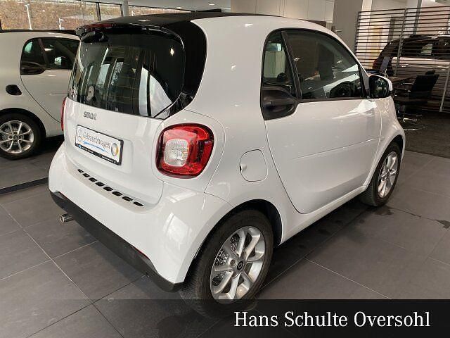 Używany Smart ForTwo Coupé 90 KM (66 kW) 2017 Biały Coupe