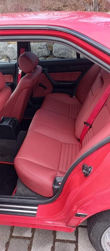 Gebraucht BMW 525 192 PS (141 kW) 1992 Rot Limousine