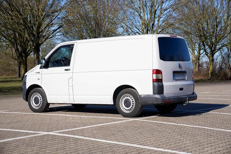Gebraucht VW Transporter 102 PS (75 kW) 2013 Weiß Van