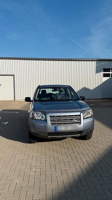 Blau Gebraucht 2007 Land Rover Freelander 2 SUV | 9.999 € (Etwas zu teuer) - Bild 1/4