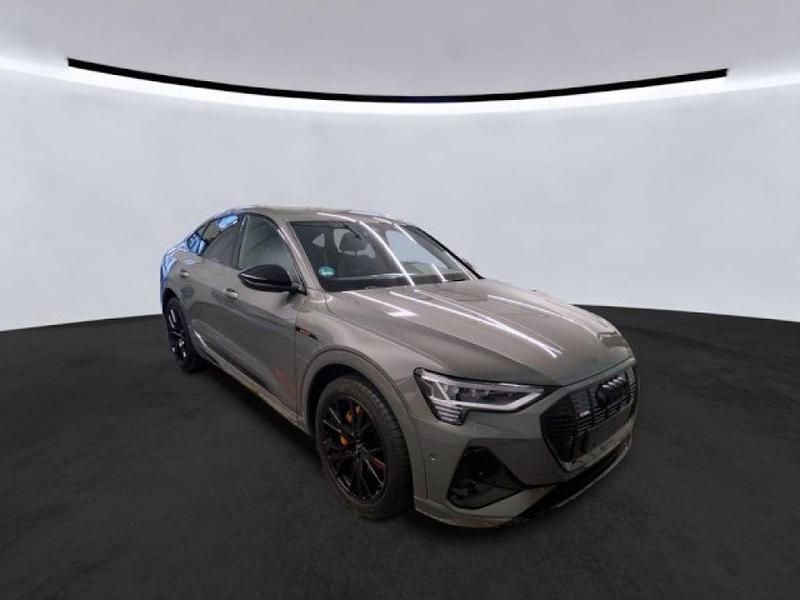 Usata Audi e-tron 230 kW (313 CV) 2022 Grigio SUV