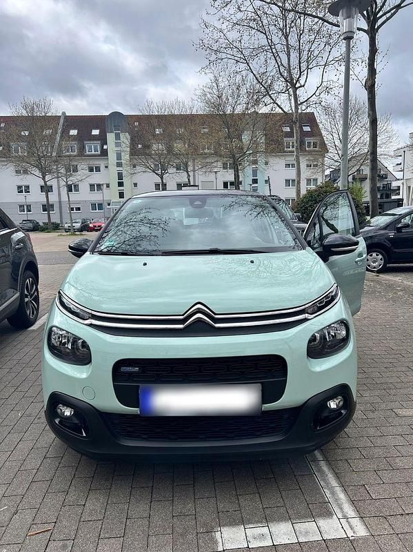 Gebraucht Citroën C3 Feel 82 PS (60 kW) 2016 Grün Kleinwagen