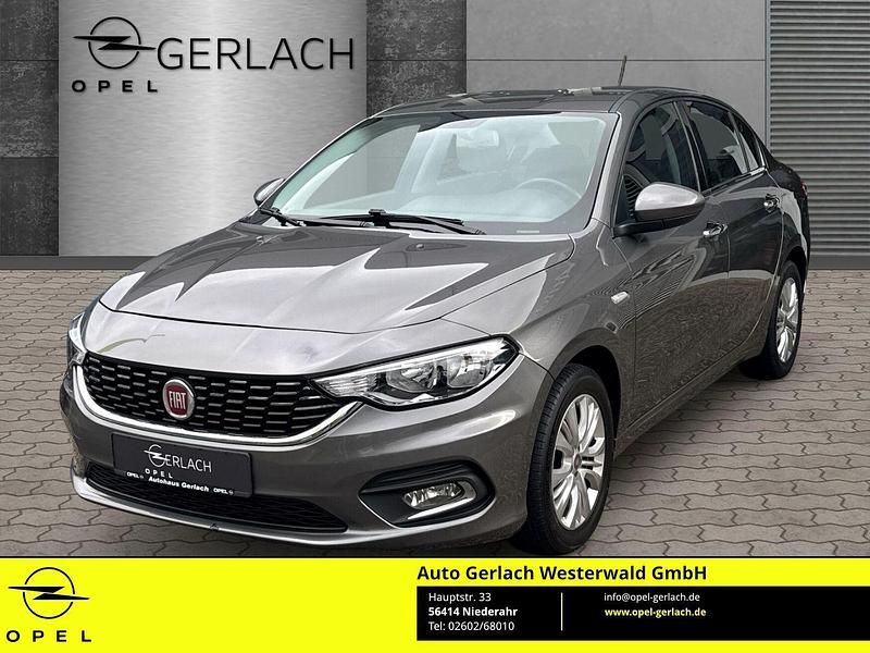 Grau Gebraucht 2016 Fiat Tipo Easy Limousine | 6.900 € (Fairer Preis) - Bild 1/4