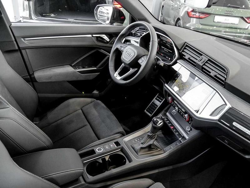 Gebraucht Audi Q3 S-Line 193 PS (141 kW) 2025 Mythosschwarz metallic SUV