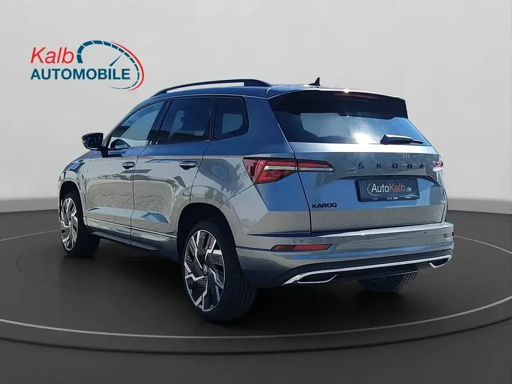 Gebraucht Skoda Karoq SportLine 150 PS (110 kW) 2022 Grau SUV