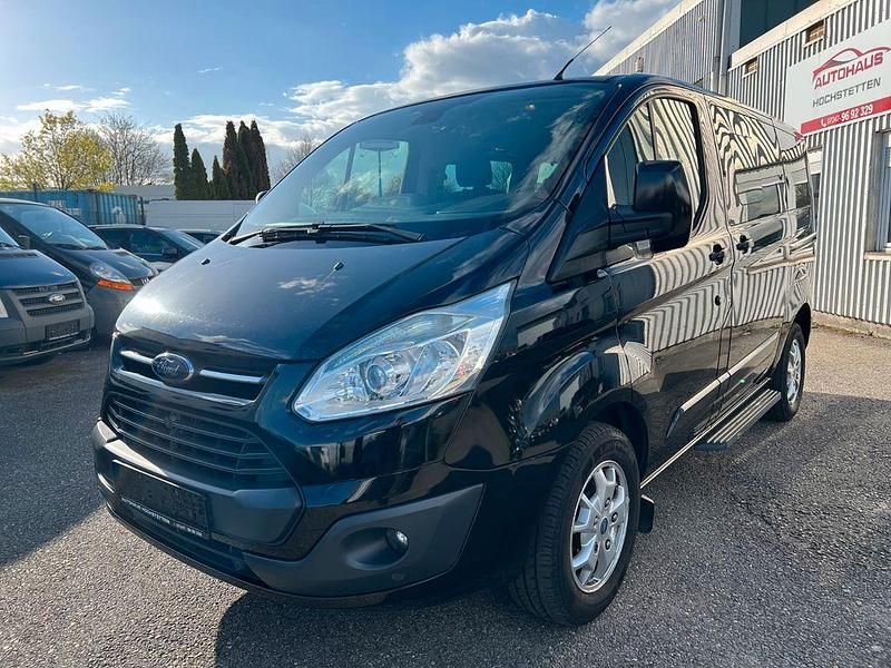 Gebraucht Ford Tourneo 125 PS (91 kW) 2014 Schwarz Kombi