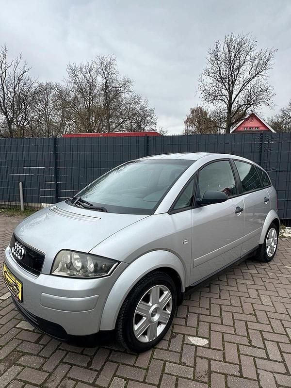 Gebraucht Audi A2 75 PS (55 kW) 2000 Silber Kleinwagen