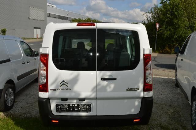 Gebraucht Citroën Jumpy Attraction 128 PS (94 kW) 2012 Weiß Van / Kleinbus
