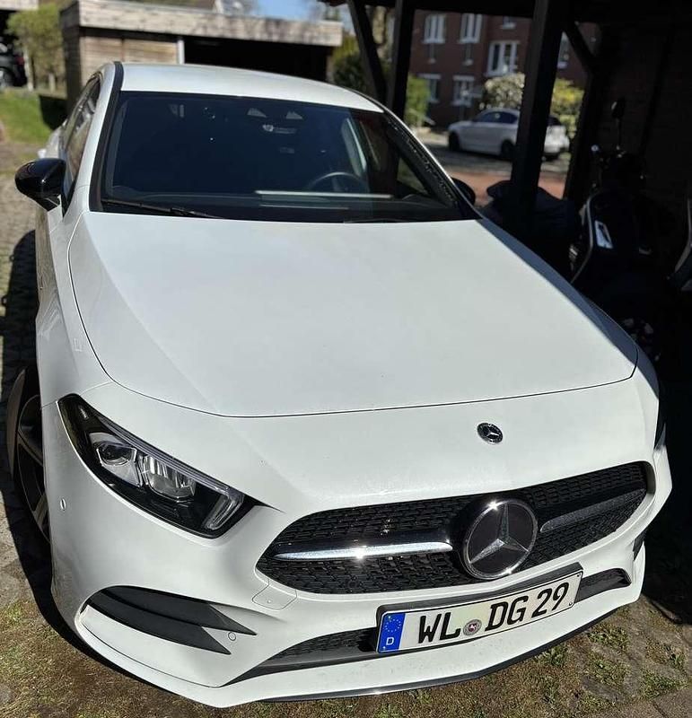 Gebraucht 2021 Mercedes A250 AMG line Limousine | 30.500 € (Fairer Preis) - Bild 1/4