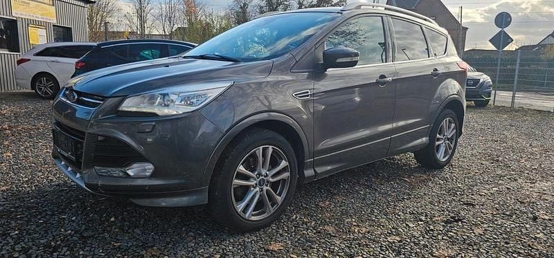 Gebraucht Ford Kuga Individual 179 PS (131 kW) 2014 Grau SUV