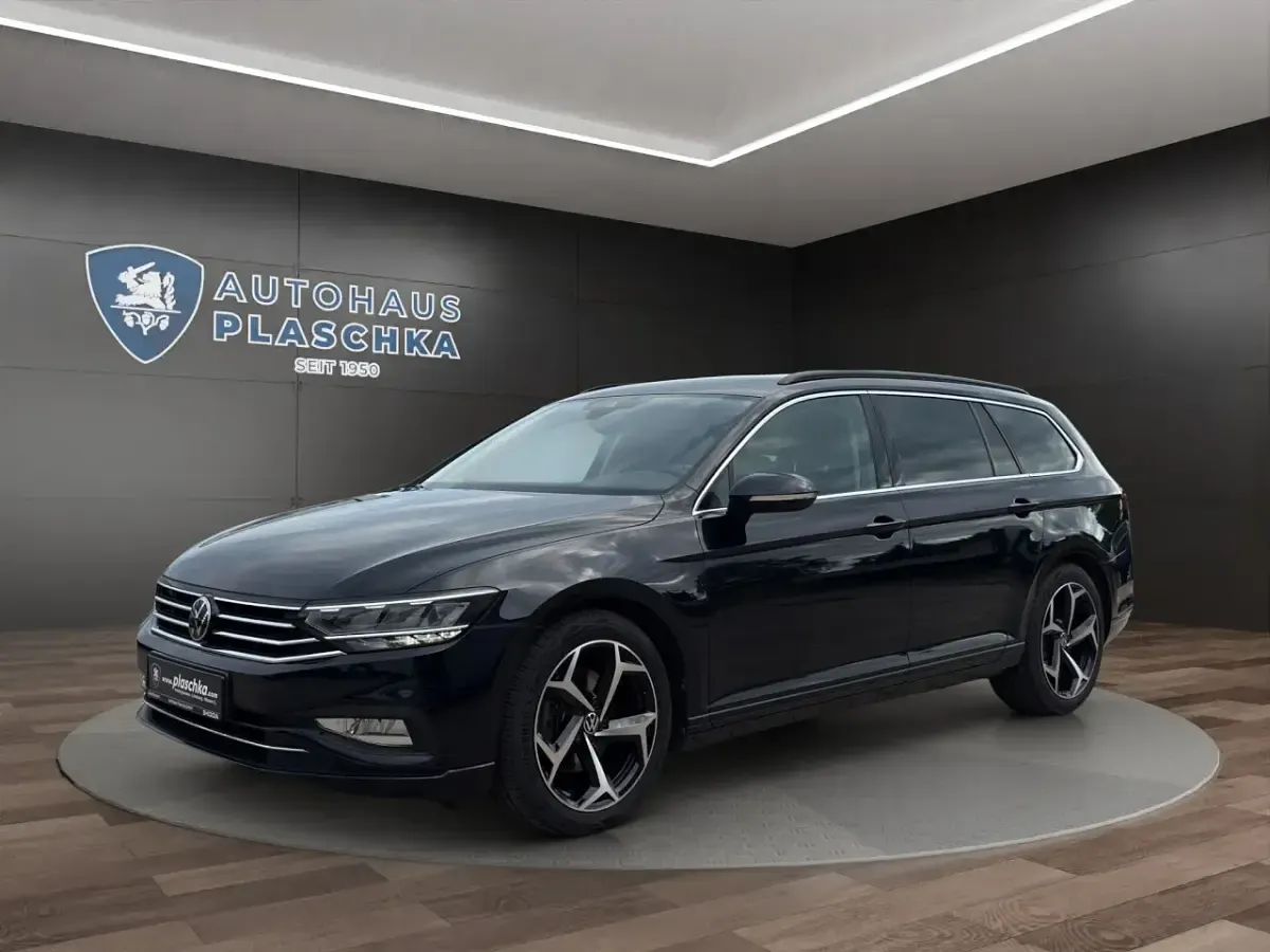 Gebraucht VW Passat Business 150 PS (110 kW) 2023 Kombi