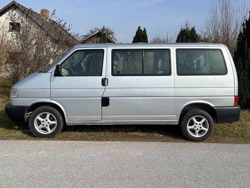 Gebraucht VW T4 88 PS (64 kW) 2002 Silber Van
