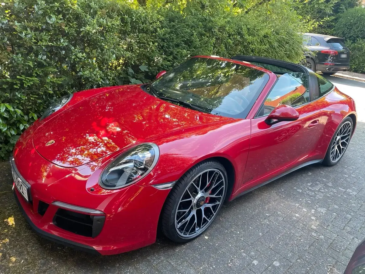 Gebraucht Porsche 991 450 PS (330 kW) 2018 Rot Cabrio