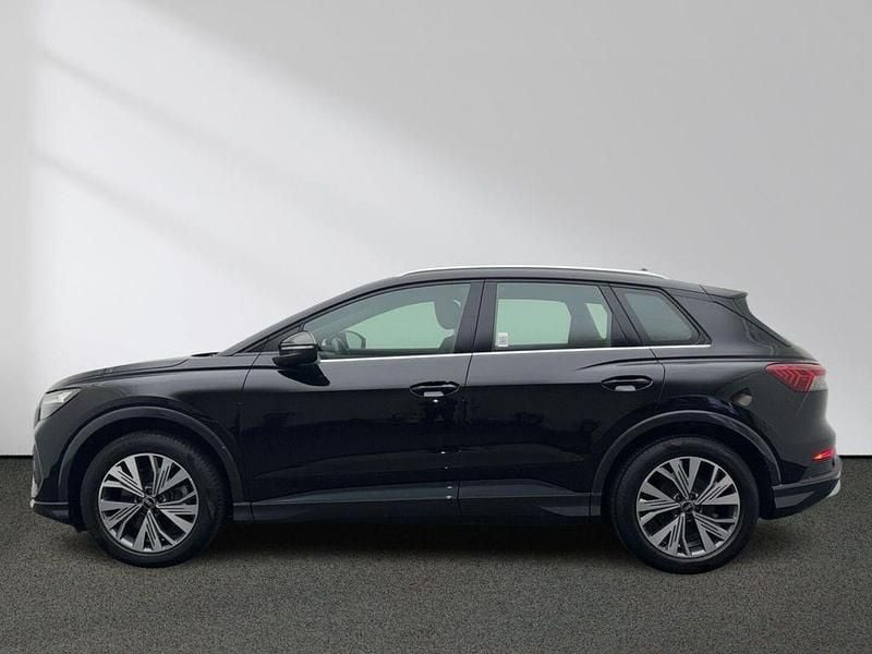 Gebraucht Audi Q4 e-tron Advanced 150 kW (204 PS) 2022 Mythosschwarz metallic SUV
