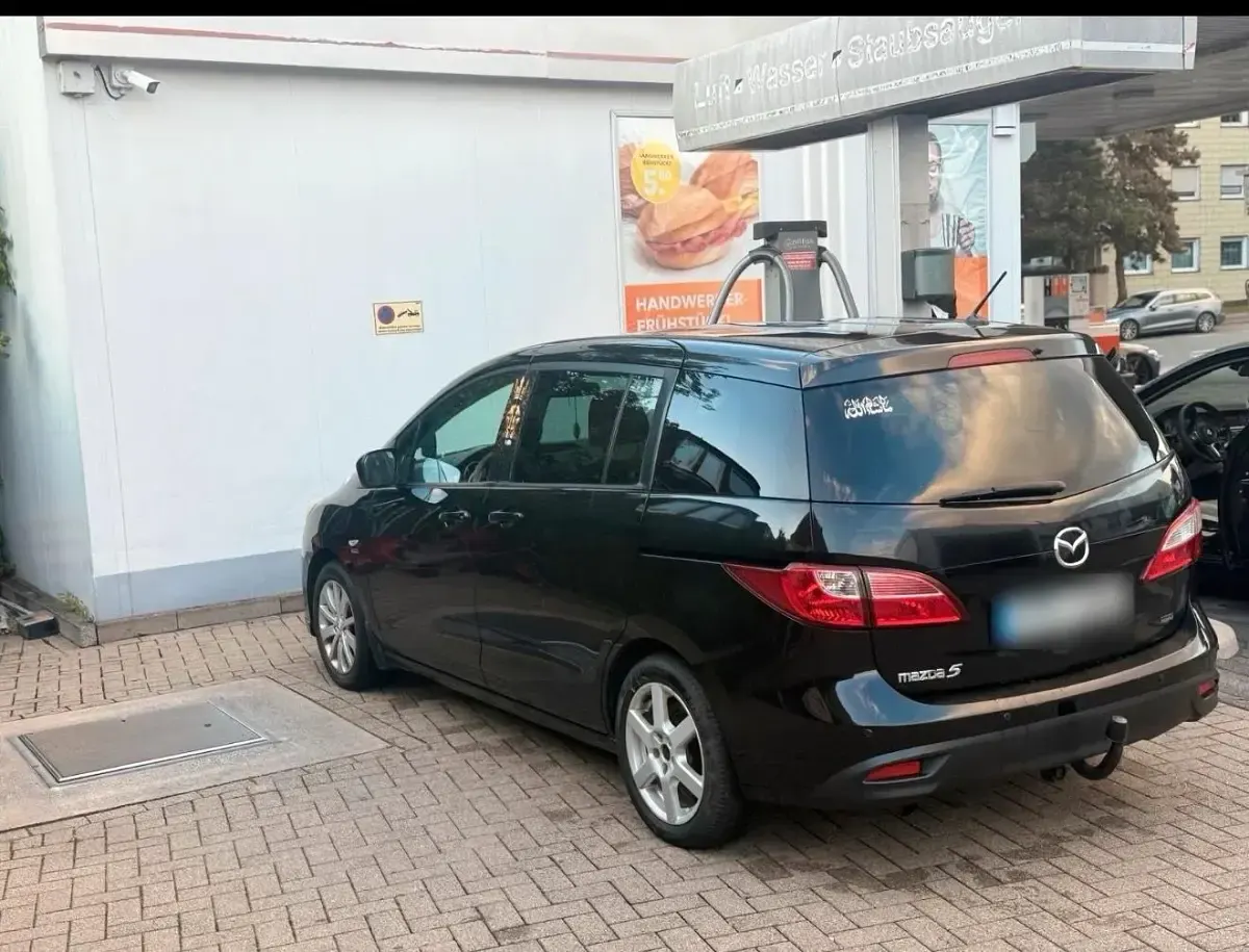 Gebraucht Mazda 5 116 PS (85 kW) 2012 Schwarz Van / Kleinbus