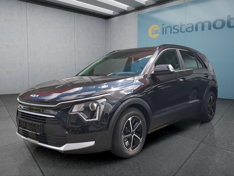 Schwarz Neu 2025 Kia Niro Edition 7 SUV | 31.049 € (Guter Preis) - Bild 1/4