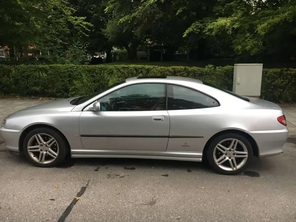 Gebraucht Peugeot 406 Coupe 136 PS (100 kW) 2001 Silber Coupé