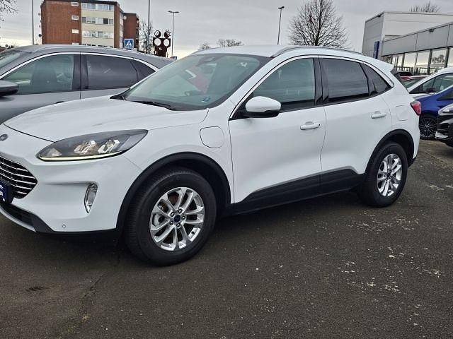 Gebraucht Ford Kuga Titanium 224 PS (164 kW) 2022 Weiss SUV