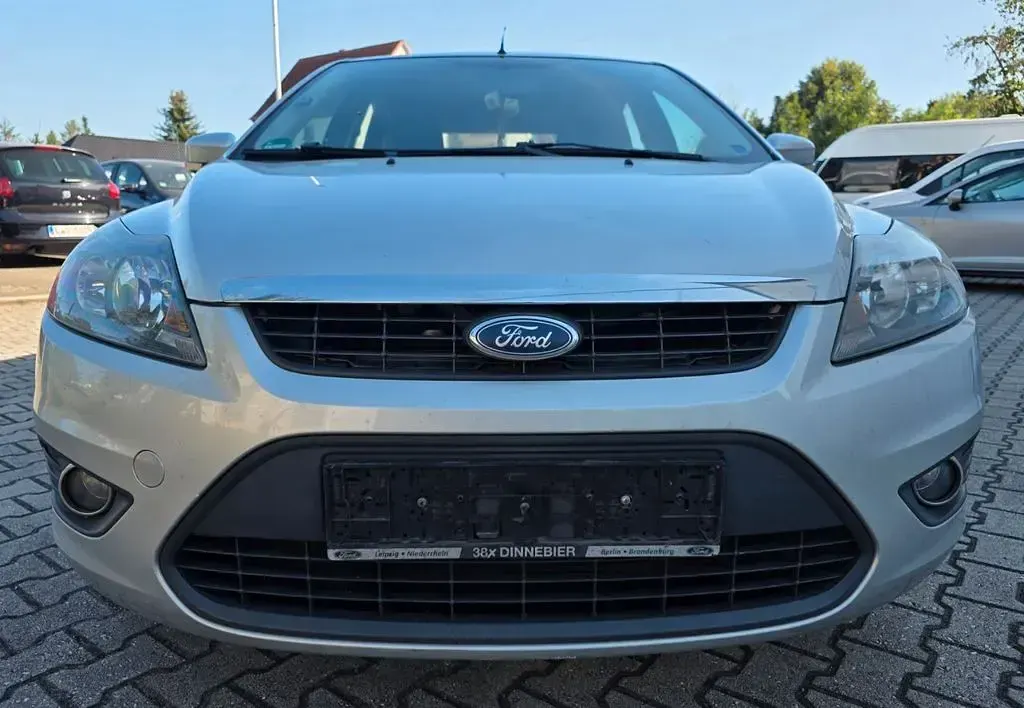 Gebraucht Ford Focus Sport 101 PS (74 kW) 2009 Silber Limousine