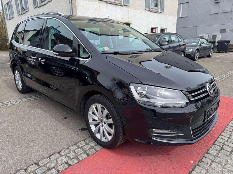 Gebraucht VW Sharan Highline 184 PS (135 kW) 2016 Deep black perleffekt Van / Kleinbus