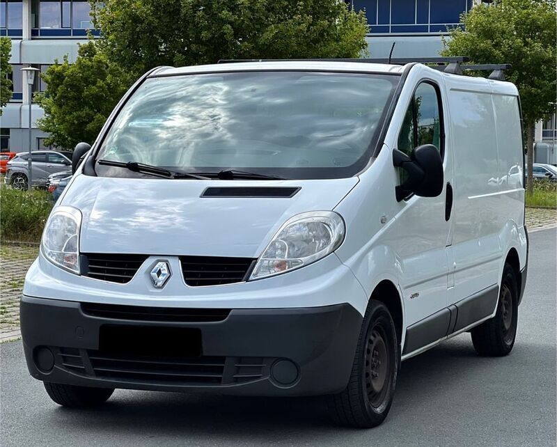 Weiß Gebraucht 2013 Renault Trafic Van | 5.900 € - Bild 1/4