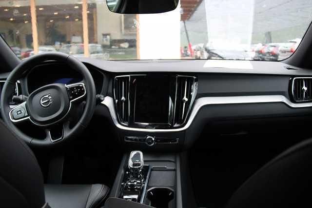 Gebraucht Volvo V60 CC 184 PS (135 kW) 2024 Kombi