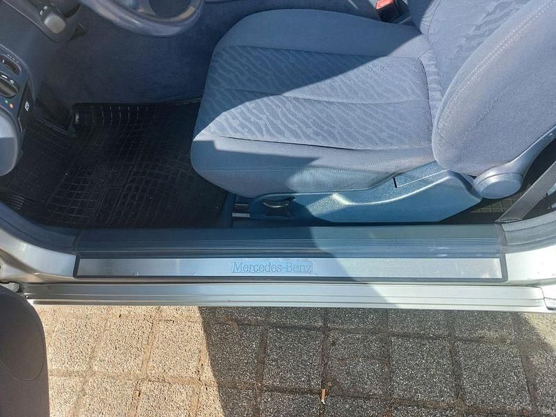 Gebraucht Mercedes CLK200 Elegance 163 PS (119 kW) 2000 Silber Coupé