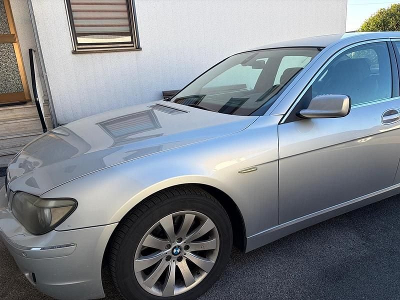 Usata BMW 730 231 CV (169 kW) 2006 Argento Berlina