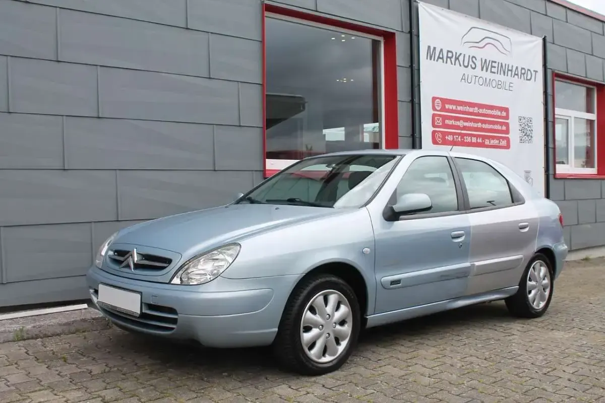 Gebraucht Citroën Xsara 109 PS (80 kW) 2002 Jslandgrau Limousine