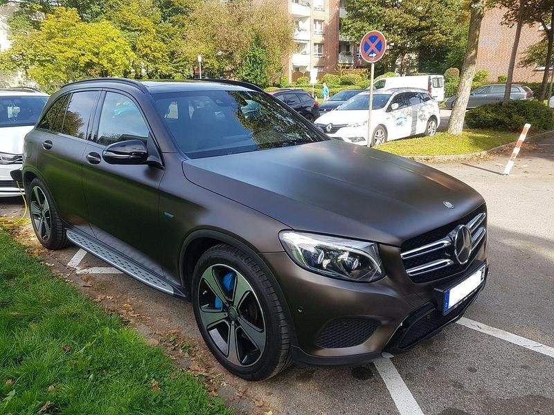 Gebraucht Mercedes GLC350 Exclusive 320 PS (235 kW) 2017 Braun SUV