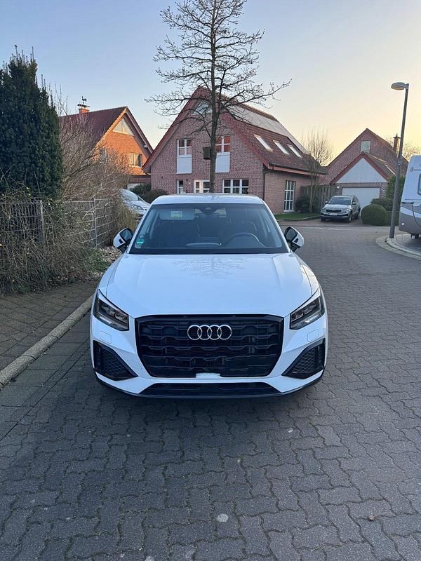 Gebraucht Audi Q2 Advanced Plus 150 PS (110 kW) 2023 Weiß SUV