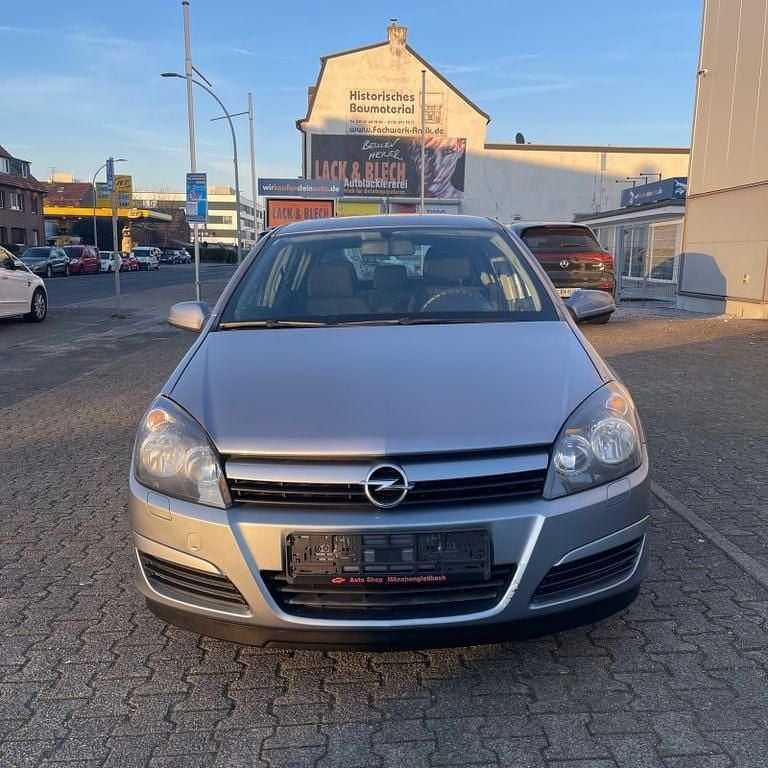 Gebraucht Opel Astra Edition 90 PS (66 kW) 2004 Silber Limousine