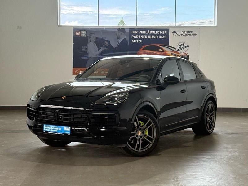 Schwarz Gebraucht 2021 Porsche Cayenne SUV | 72.390 € (Guter Preis) - Bild 1/3