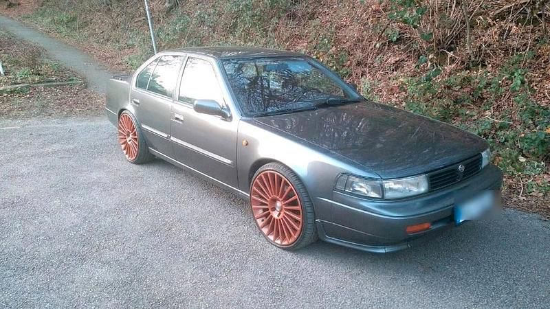 Gebraucht Nissan Maxima 170 PS (125 kW) 1992 Grau Limousine