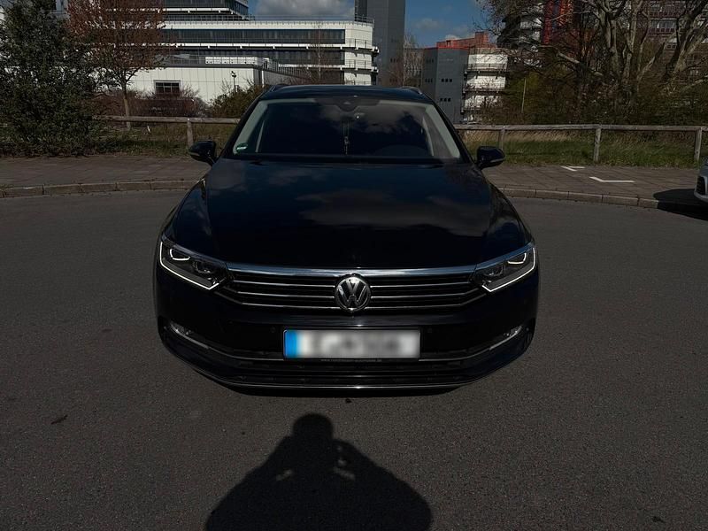 Gebraucht VW Passat Highline 190 PS (139 kW) 2016 Kombi