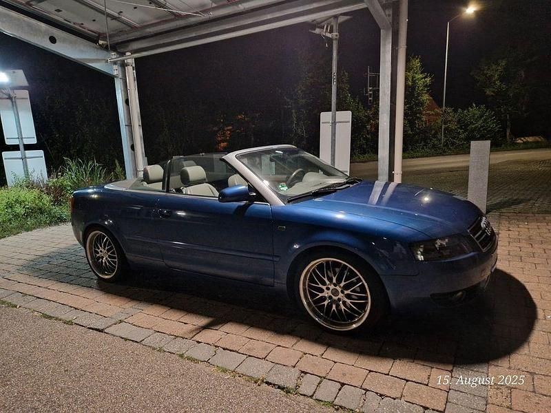 Blau Gebraucht 2002 Audi A4 Cabriolet Performance Cabrio | 4.100 € (Fairer Preis) - Bild 1/4