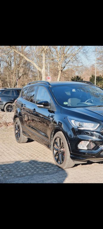 Schwarz Gebraucht 2019 Ford Kuga ST-Line SUV | 18.250 € (Fairer Preis) - Bild 1/4
