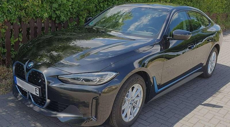 Schwarz Gebraucht 2023 BMW i4 Limousine | 38.000 € (Superpreis) - Bild 1/4